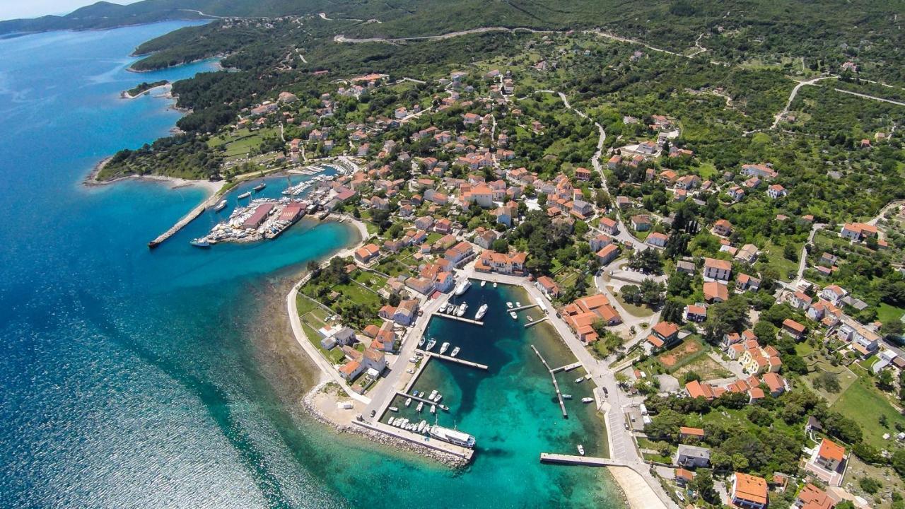 Apartments By The Sea Nerezine, Losinj - 7963 Kültér fotó